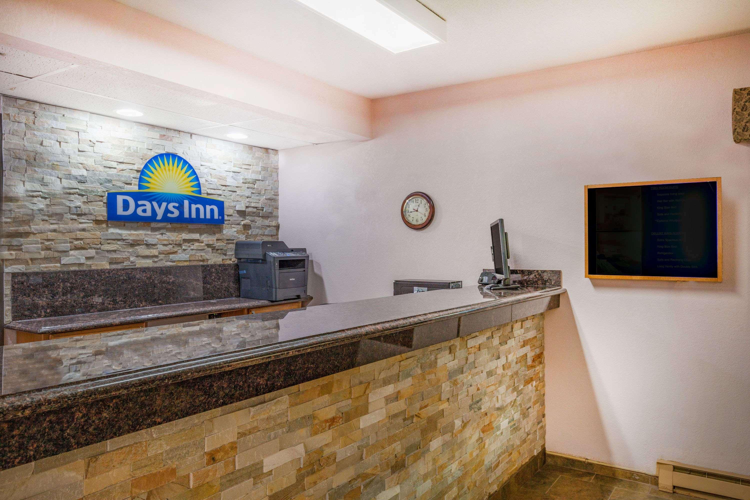Days Inn By Wyndham Mason City Exterior foto